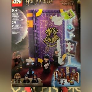 RETIRED ! 2022 Harry Potter Lego Set 76396 Hogwarts: Divination Class NIB